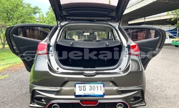 ซื้อ รถมือสอง Mazda 2 สีดำ รถยนต์ ใน %{เมือง} ใน กรุงเทพมหานคร ซื้อ รถมือสอง Mazda 2 สีดำ รถยนต์ ใน %{เมือง} ใน กรุงเทพมหานคร