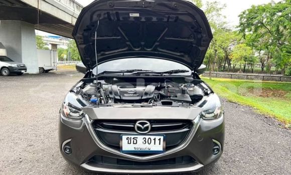 ซื้อ รถมือสอง Mazda 2 สีดำ รถยนต์ ใน %{เมือง} ใน กรุงเทพมหานคร ซื้อ รถมือสอง Mazda 2 สีดำ รถยนต์ ใน %{เมือง} ใน กรุงเทพมหานคร