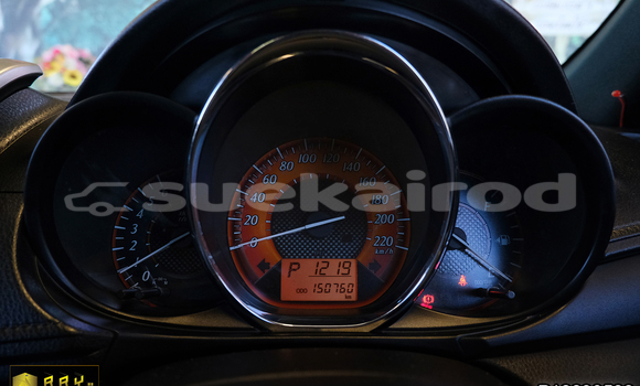 Buy Used Toyota Yaris White Car in Saraburi in Saraburi Buy Used Toyota Yaris White Car in Saraburi in Saraburi