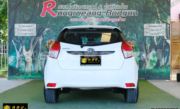 Buy Used Toyota Yaris White Car in Saraburi in Saraburi Buy Used Toyota Yaris White Car in Saraburi in Saraburi