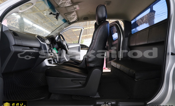 Buy Used Isuzu D-Max Silver Car in Saraburi in Saraburi Buy Used Isuzu D-Max Silver Car in Saraburi in Saraburi