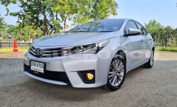 ซื้อ รถมือสอง Toyota Altis อื่น ๆ รถยนต์ ใน %{เมือง} ใน กรุงเทพมหานคร
