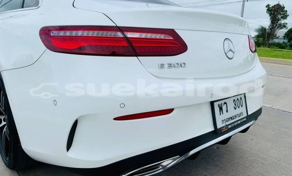 ซื้อ รถมือสอง Mercedes-Benz E-Classe ขาว รถยนต์ ใน %{เมือง} ใน กรุงเทพมหานคร ซื้อ รถมือสอง Mercedes-Benz E-Classe ขาว รถยนต์ ใน %{เมือง} ใน กรุงเทพมหานคร