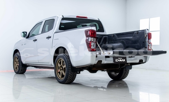 Buy Used Isuzu D-Max Silver Car in Samut Sakhon in Samut Sakhon Buy Used Isuzu D-Max Silver Car in Samut Sakhon in Samut Sakhon