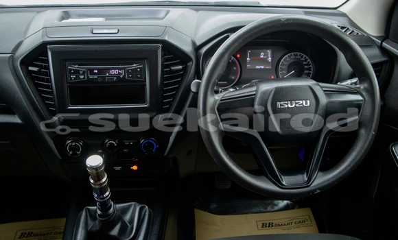 Buy Used Isuzu D-Max Silver Car in Samut Sakhon in Samut Sakhon Buy Used Isuzu D-Max Silver Car in Samut Sakhon in Samut Sakhon