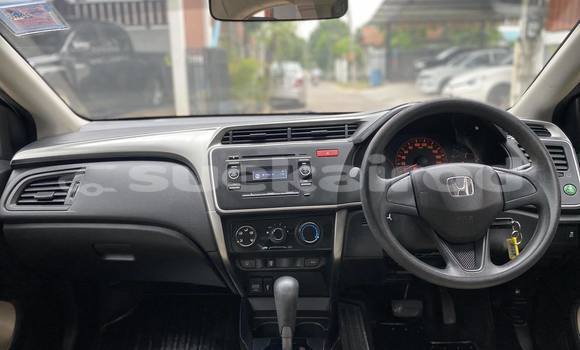 ซื้อ รถมือสอง Honda City ขาว รถยนต์ ใน %{เมือง} ใน นครราชสีมา ซื้อ รถมือสอง Honda City ขาว รถยนต์ ใน %{เมือง} ใน นครราชสีมา