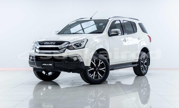 Buy Used Isuzu MU-X White Car in Samut Sakhon in Samut Sakhon