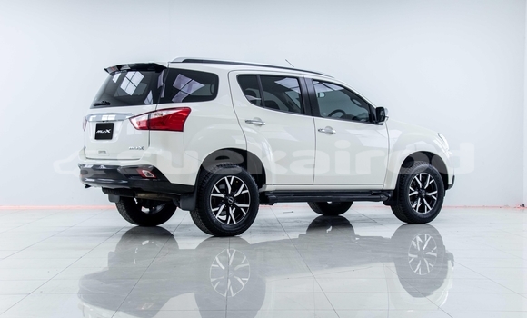 ซื้อ รถมือสอง Isuzu MU-X ขาว รถยนต์ ใน %{เมือง} ใน สมุทรสาคร ซื้อ รถมือสอง Isuzu MU-X ขาว รถยนต์ ใน %{เมือง} ใน สมุทรสาคร