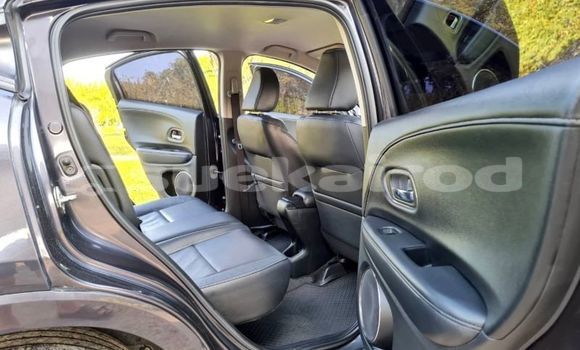 ซื้อ รถมือสอง Honda HR–V สีดำ รถยนต์ ใน %{เมือง} ใน กรุงเทพมหานคร ซื้อ รถมือสอง Honda HR–V สีดำ รถยนต์ ใน %{เมือง} ใน กรุงเทพมหานคร