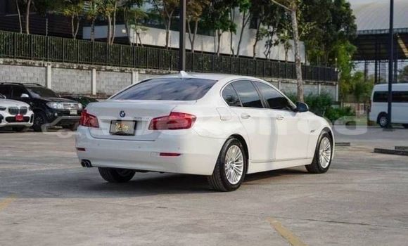 ซื้อ รถมือสอง BMW 5–Series ขาว รถยนต์ ใน %{เมือง} ใน กรุงเทพมหานคร ซื้อ รถมือสอง BMW 5–Series ขาว รถยนต์ ใน %{เมือง} ใน กรุงเทพมหานคร