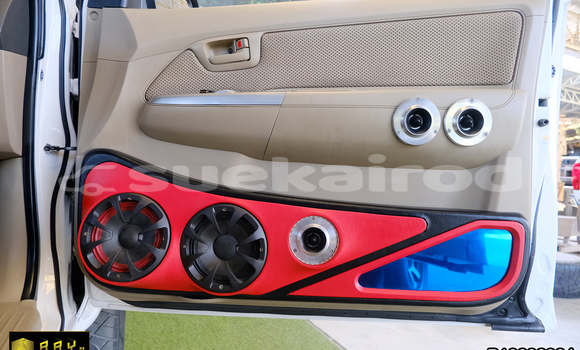 Buy Used Toyota Hiluxe VIGO White Car in Saraburi in Saraburi Buy Used Toyota Hiluxe VIGO White Car in Saraburi in Saraburi