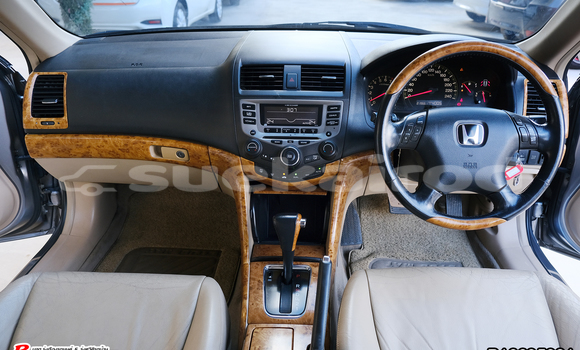 Buy Used Honda Accord Silver Car in Saraburi in Saraburi Buy Used Honda Accord Silver Car in Saraburi in Saraburi