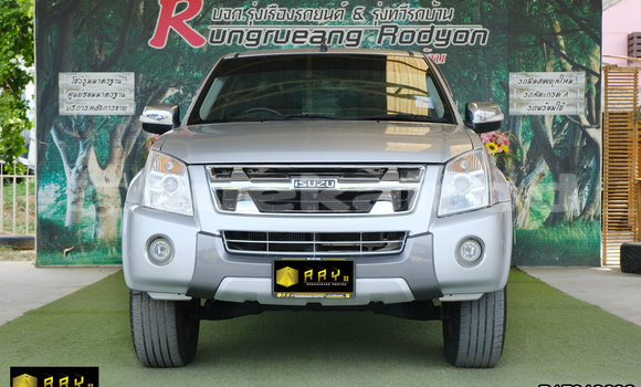 Buy Used Isuzu D-Max Silver Car in Saraburi in Saraburi Buy Used Isuzu D-Max Silver Car in Saraburi in Saraburi