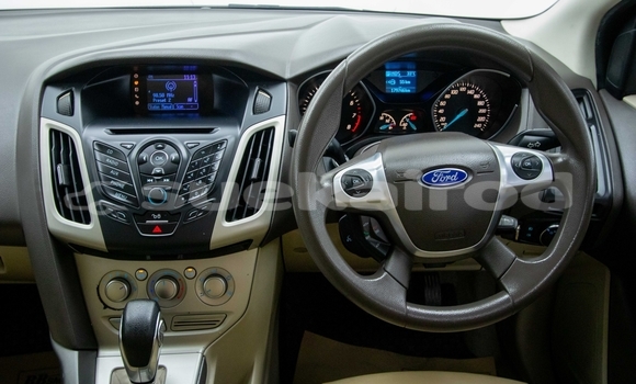 Buy Used Ford Focus White Car in Samut Sakhon in Samut Sakhon Buy Used Ford Focus White Car in Samut Sakhon in Samut Sakhon