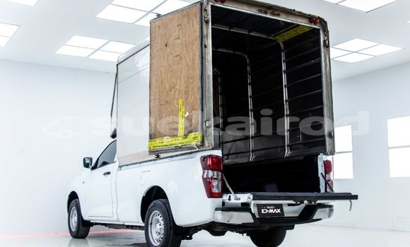 Buy Used Isuzu D–MAX White Car in Bangkok in Bangkok Buy Used Isuzu D–MAX White Car in Bangkok in Bangkok