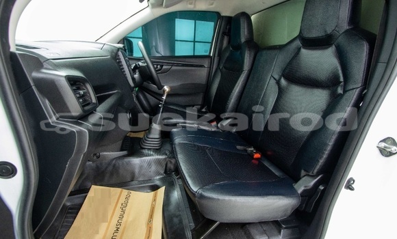 Buy Used Isuzu D–MAX White Car in Bangkok in Bangkok Buy Used Isuzu D–MAX White Car in Bangkok in Bangkok