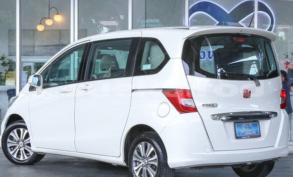 ซื้อ รถมือสอง Honda Freed ขาว รถยนต์ ใน %{เมือง} ใน กรุงเทพมหานคร ซื้อ รถมือสอง Honda Freed ขาว รถยนต์ ใน %{เมือง} ใน กรุงเทพมหานคร