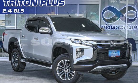 ซื้อ รถมือสอง Mitsubishi Triton เงิน รถยนต์ ใน %{เมือง} ใน กรุงเทพมหานคร ซื้อ รถมือสอง Mitsubishi Triton เงิน รถยนต์ ใน %{เมือง} ใน กรุงเทพมหานคร