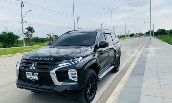 Buy Used Mitsubishi Pajero Sport Black Car in Bangkok in Bangkok Buy Used Mitsubishi Pajero Sport Black Car in Bangkok in Bangkok