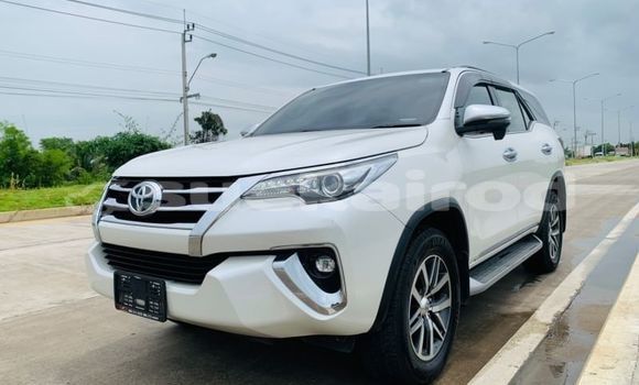 Buy Used Toyota Fortuner White Car in Bangkok in Bangkok Buy Used Toyota Fortuner White Car in Bangkok in Bangkok