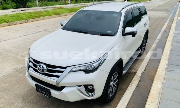 Buy Used Toyota Fortuner White Car in Bangkok in Bangkok Buy Used Toyota Fortuner White Car in Bangkok in Bangkok