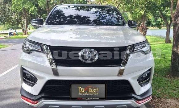 ซื้อ รถมือสอง Toyota Fortuner ขาว รถยนต์ ใน %{เมือง} ใน กรุงเทพมหานคร ซื้อ รถมือสอง Toyota Fortuner ขาว รถยนต์ ใน %{เมือง} ใน กรุงเทพมหานคร