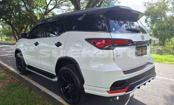 ซื้อ รถมือสอง Toyota Fortuner ขาว รถยนต์ ใน %{เมือง} ใน กรุงเทพมหานคร ซื้อ รถมือสอง Toyota Fortuner ขาว รถยนต์ ใน %{เมือง} ใน กรุงเทพมหานคร