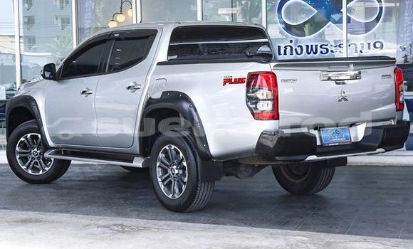 ซื้อ รถมือสอง Mitsubishi Triton อื่น ๆ รถยนต์ ใน %{เมือง} ใน กรุงเทพมหานคร ซื้อ รถมือสอง Mitsubishi Triton อื่น ๆ รถยนต์ ใน %{เมือง} ใน กรุงเทพมหานคร