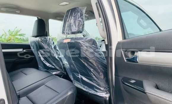 Buy Used Toyota Hiluxe Revo White Car in Bangkok in Bangkok Buy Used Toyota Hiluxe Revo White Car in Bangkok in Bangkok