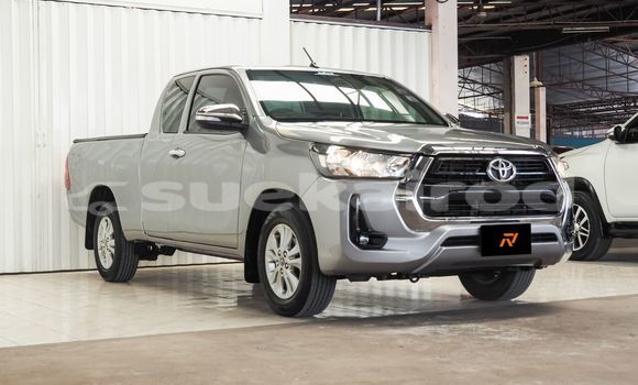 Buy Used Toyota Hiluxe Revo Silver Car in Bangkok in Bangkok Buy Used Toyota Hiluxe Revo Silver Car in Bangkok in Bangkok