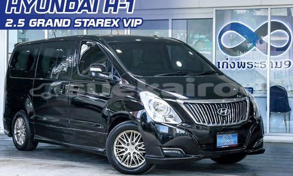 ซื้อ รถมือสอง Hyundai H1 สีดำ รถยนต์ ใน %{เมือง} ใน กรุงเทพมหานคร
