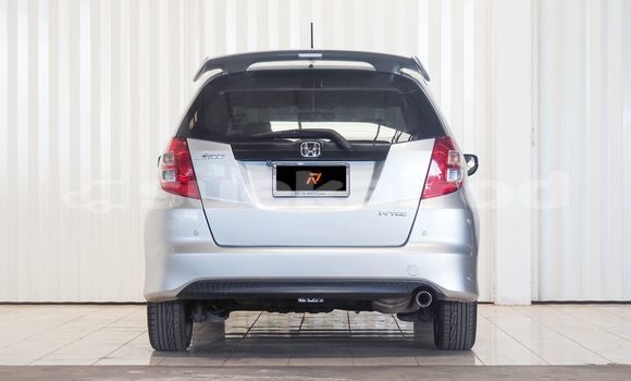 Buy Used Honda Jazz Silver Car in Bangkok in Bangkok Buy Used Honda Jazz Silver Car in Bangkok in Bangkok