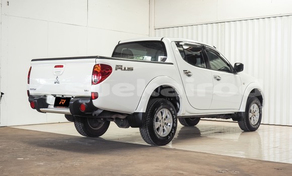 Buy Used Mitsubishi Triton White Car in Bangkok in Bangkok Buy Used Mitsubishi Triton White Car in Bangkok in Bangkok