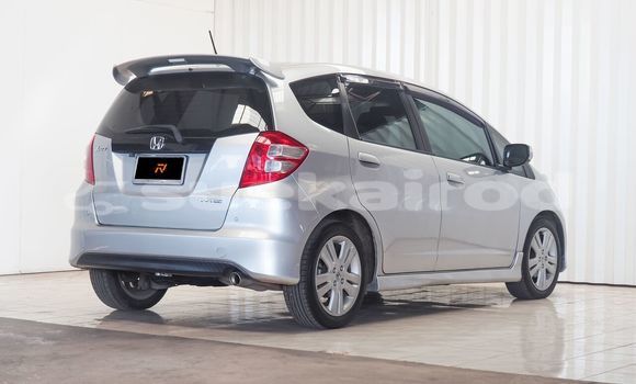 Buy Used Honda Jazz Silver Car in Bangkok in Bangkok Buy Used Honda Jazz Silver Car in Bangkok in Bangkok