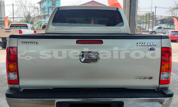 Buy Used Toyota Hiluxe VIGO Silver Car in Bangkok in Bangkok Buy Used Toyota Hiluxe VIGO Silver Car in Bangkok in Bangkok