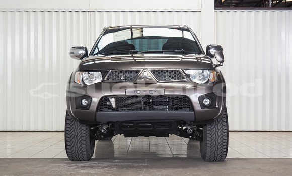Buy Used Mitsubishi Triton Brown Car in Bangkok in Bangkok Buy Used Mitsubishi Triton Brown Car in Bangkok in Bangkok