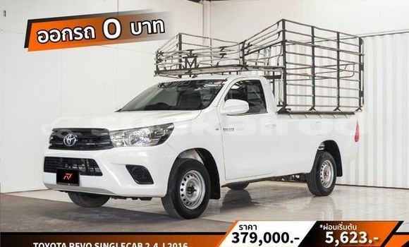 ซื้อ รถมือสอง Toyota Hiluxe Revo ขาว รถยนต์ ใน %{เมือง} ใน กรุงเทพมหานคร