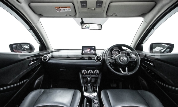 ซื้อ รถมือสอง Mazda 2 สีแดง รถยนต์ ใน %{เมือง} ใน กรุงเทพมหานคร ซื้อ รถมือสอง Mazda 2 สีแดง รถยนต์ ใน %{เมือง} ใน กรุงเทพมหานคร