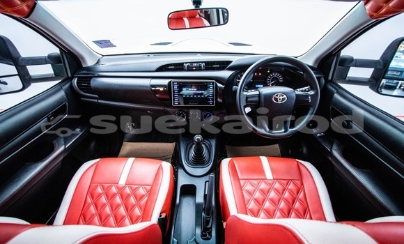 Buy Used Toyota Hiluxe Revo White Car in Bangkok in Bangkok Buy Used Toyota Hiluxe Revo White Car in Bangkok in Bangkok