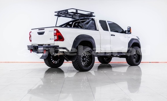 Buy Used Toyota Hiluxe Revo White Car in Bangkok in Bangkok Buy Used Toyota Hiluxe Revo White Car in Bangkok in Bangkok