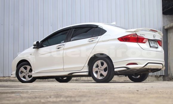 ซื้อ รถมือสอง Honda City ขาว รถยนต์ ใน %{เมือง} ใน กรุงเทพมหานคร ซื้อ รถมือสอง Honda City ขาว รถยนต์ ใน %{เมือง} ใน กรุงเทพมหานคร