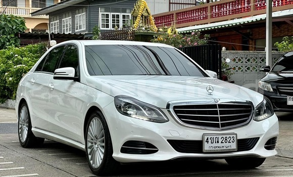 Buy Used Mercedes-Benz E-Classe White Car in Bangkok in Bangkok Buy Used Mercedes-Benz E-Classe White Car in Bangkok in Bangkok