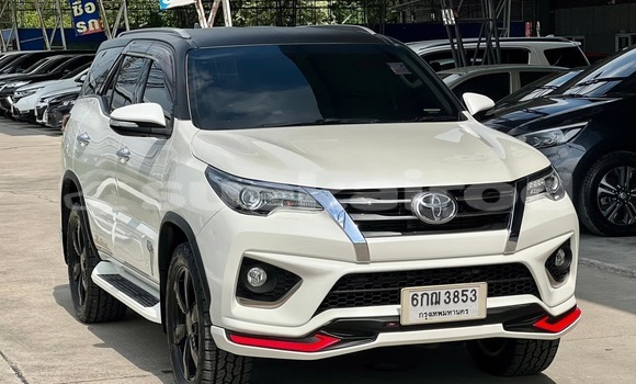 Buy Used Toyota Fortuner White Car in Bangkok in Bangkok Buy Used Toyota Fortuner White Car in Bangkok in Bangkok