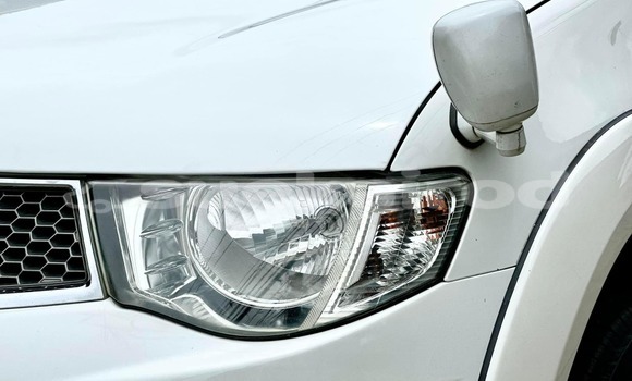 Buy Used Mitsubishi Triton White Car in Bangkok in Bangkok Buy Used Mitsubishi Triton White Car in Bangkok in Bangkok