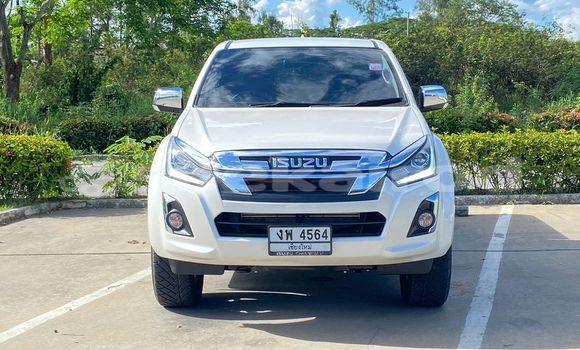 Buy Used Isuzu D-Max White Car in Bangkok in Bangkok