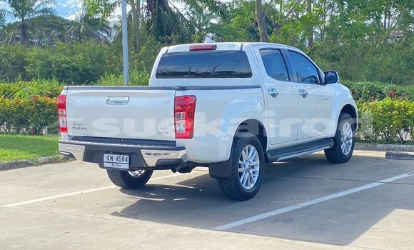 Buy Used Isuzu D-Max White Car in Bangkok in Bangkok Buy Used Isuzu D-Max White Car in Bangkok in Bangkok