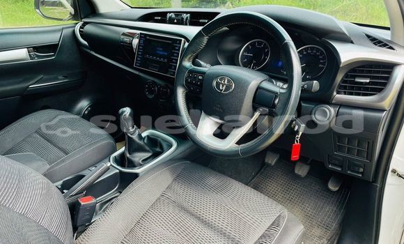 Buy Used Toyota Hiluxe Revo White Car in Bangkok in Bangkok Buy Used Toyota Hiluxe Revo White Car in Bangkok in Bangkok