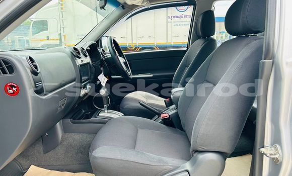 Buy Used Isuzu D-Max White Car in Bangkok in Bangkok Buy Used Isuzu D-Max White Car in Bangkok in Bangkok