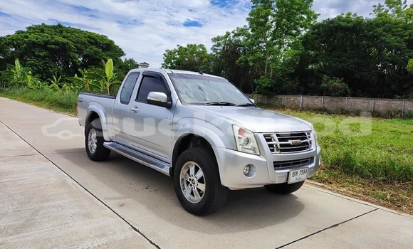 ซื้อ รถมือสอง Isuzu D-Max อื่น ๆ รถยนต์ ใน %{เมือง} ใน กรุงเทพมหานคร