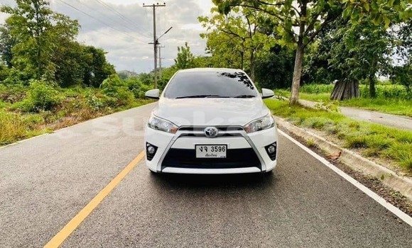 Buy Used Toyota Yaris White Car in Bangkok in Bangkok Buy Used Toyota Yaris White Car in Bangkok in Bangkok